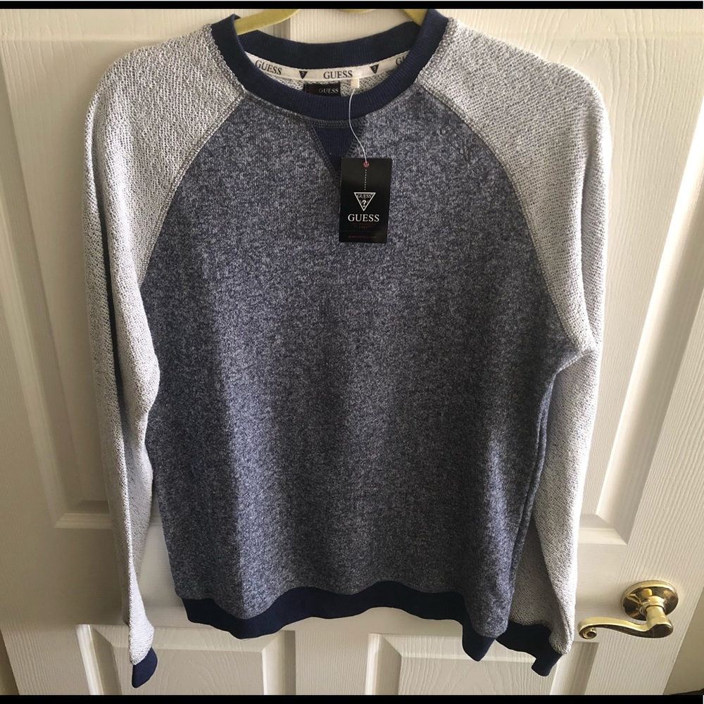 Guess Sweatshirt